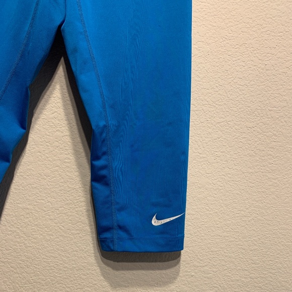 Nike Pro Combat Compression Core Capri Leggings - Picture 2 of 9